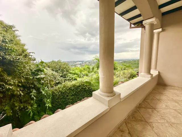 Villa Real for sale or rent