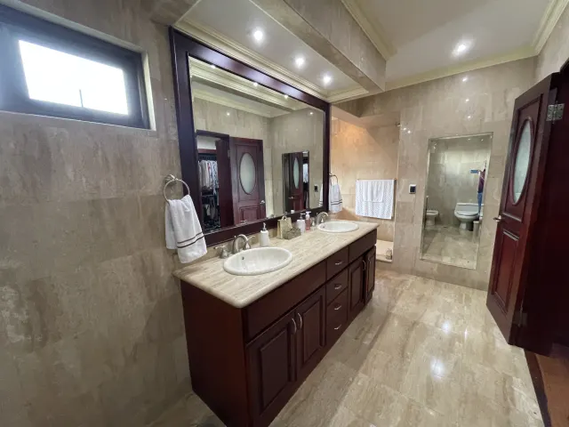 Trejos Montealegre, elegant apartment for sale