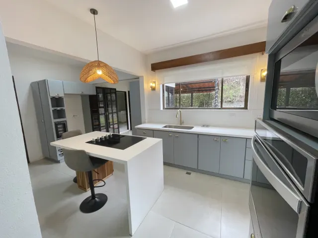 Single-story house for sale Hacienda Los Reyes