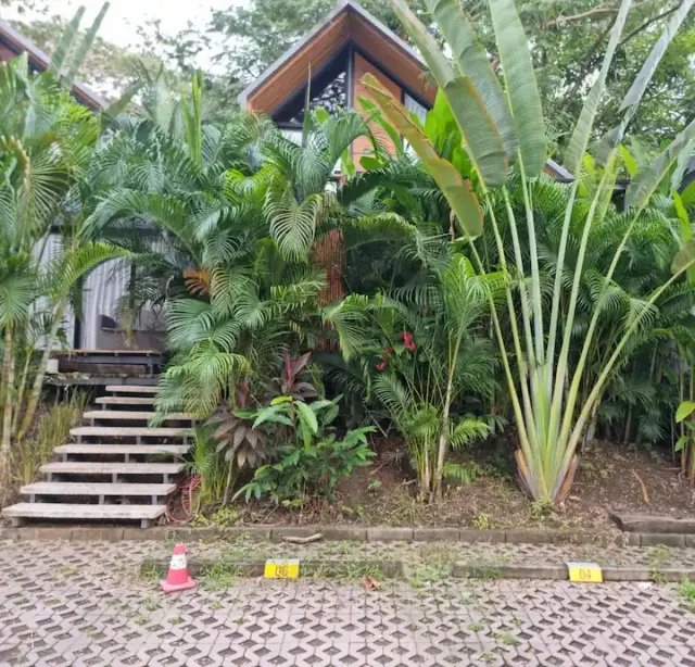 Modern 1-bed House for sale steps from the beautiful Malpais Beach