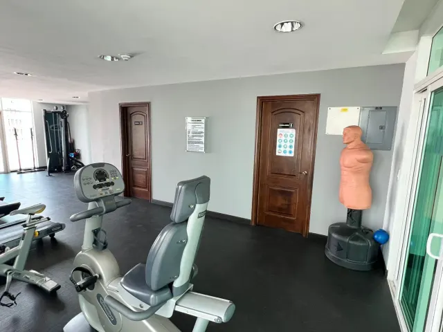 Penthouse Exclusivo en Torre Nunciatura: Elegancia y Funcionalidad