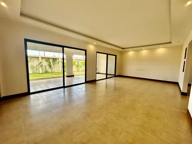 Charming Condo Home in Lindora, Santa Ana