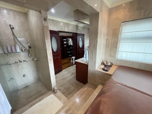 Trejos Montealegre, elegant apartment for sale