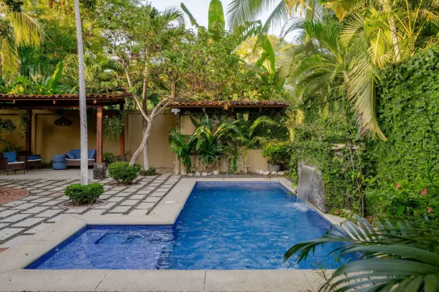 Casa Caoba: 3-Bedroom Modern Colonial Home in Surfside Estates, Playa Potrero