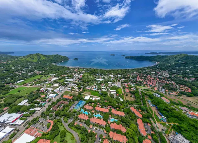Luxury Condo for Sale in Pacifico Playas del Coco – Exclusive Beach Club & Strong Airbnb Potential
