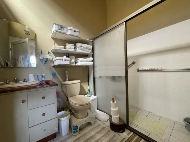 House in Alto Las Palomas single story with breathtaking Views and Lush Gardens