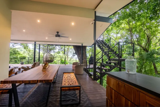 Smart Luxury Treehouse Home in Playa Órganos Paquera
