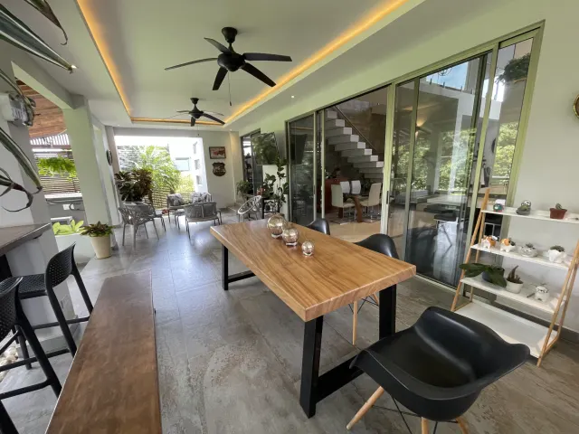 Beautiful House for Sale in Gated Community - Hacienda Los Reyes