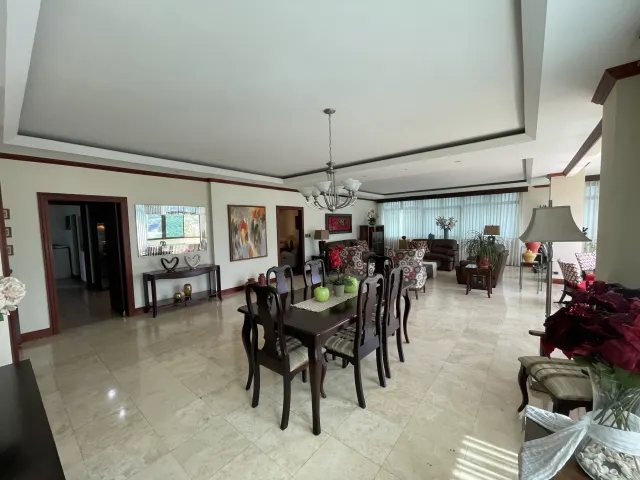 Trejos Montealegre, elegant apartment for sale