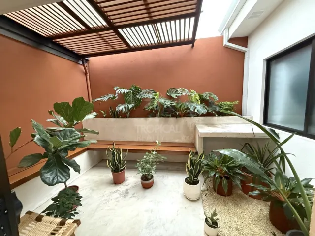 Modern 3-Bedroom Home for Sale in Escazú – Near Multiplaza & Route 27 | $250,000 USD