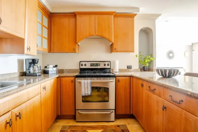 Exclusive Fully Furnished Apartment in Trejos Montealegre, Escazú