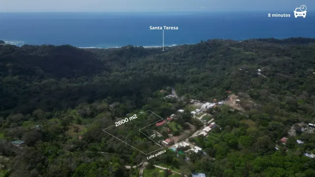 2600 m² Lot Only 7 Minutes from Santa Teresa Center and Beach
