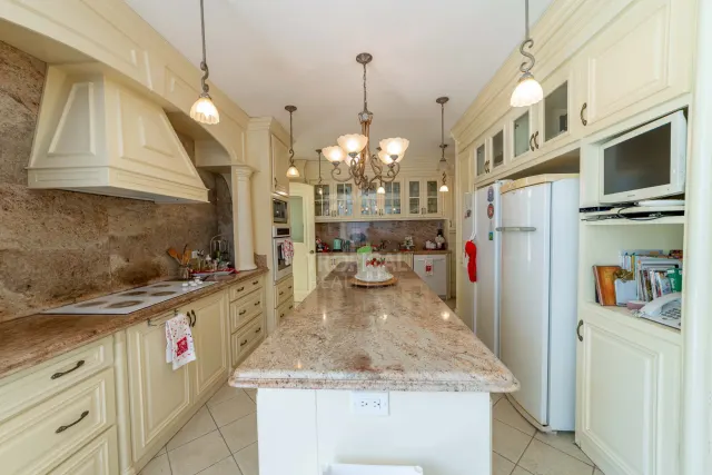 Luxury Golf Front Home for Sale in Valle del Sol, Santa Ana