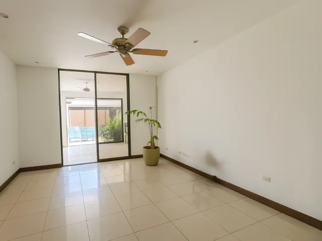 Spacious 4-Bedroom Home for Sale in Rohrmoser, San Jos