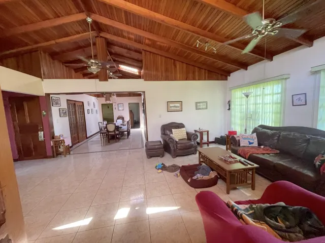 Hacienda Los Reyes one story house for sale