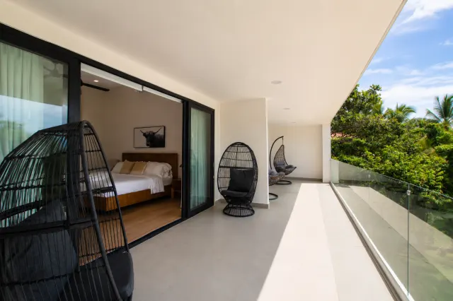 Luxury Oceanfront Living in Playa Tivives, Costa Rica