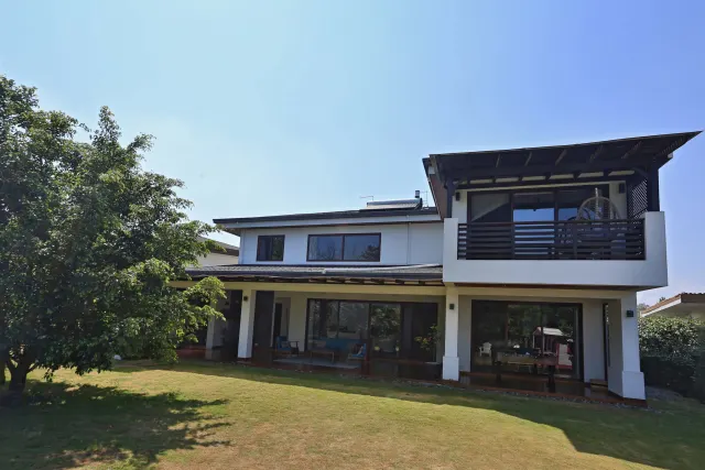 Contemporary House in Los Reyes, la Guacima for sale
