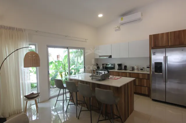Furnished 3-Bedroom Apartment for Rent, Playa Potrero