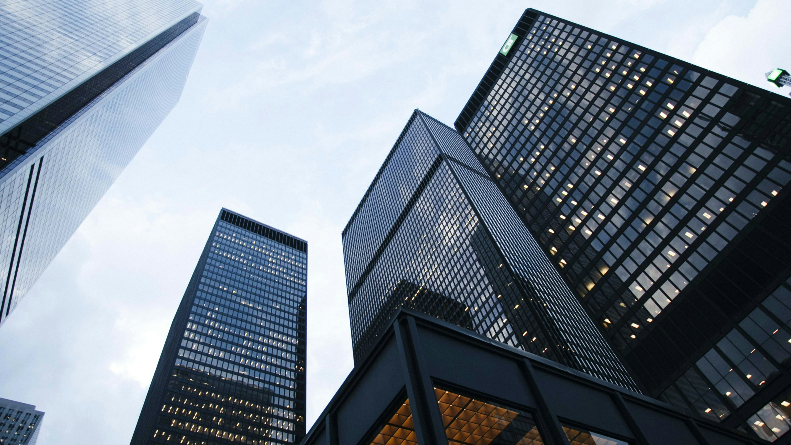 Buy Property Costa Rica via Corporation: SRL vs SA